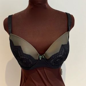 Green and Black Lace 32 G Camio Mio Bra
